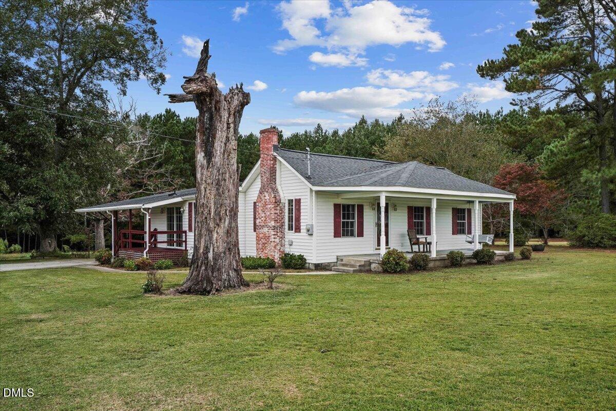 main property photo 5