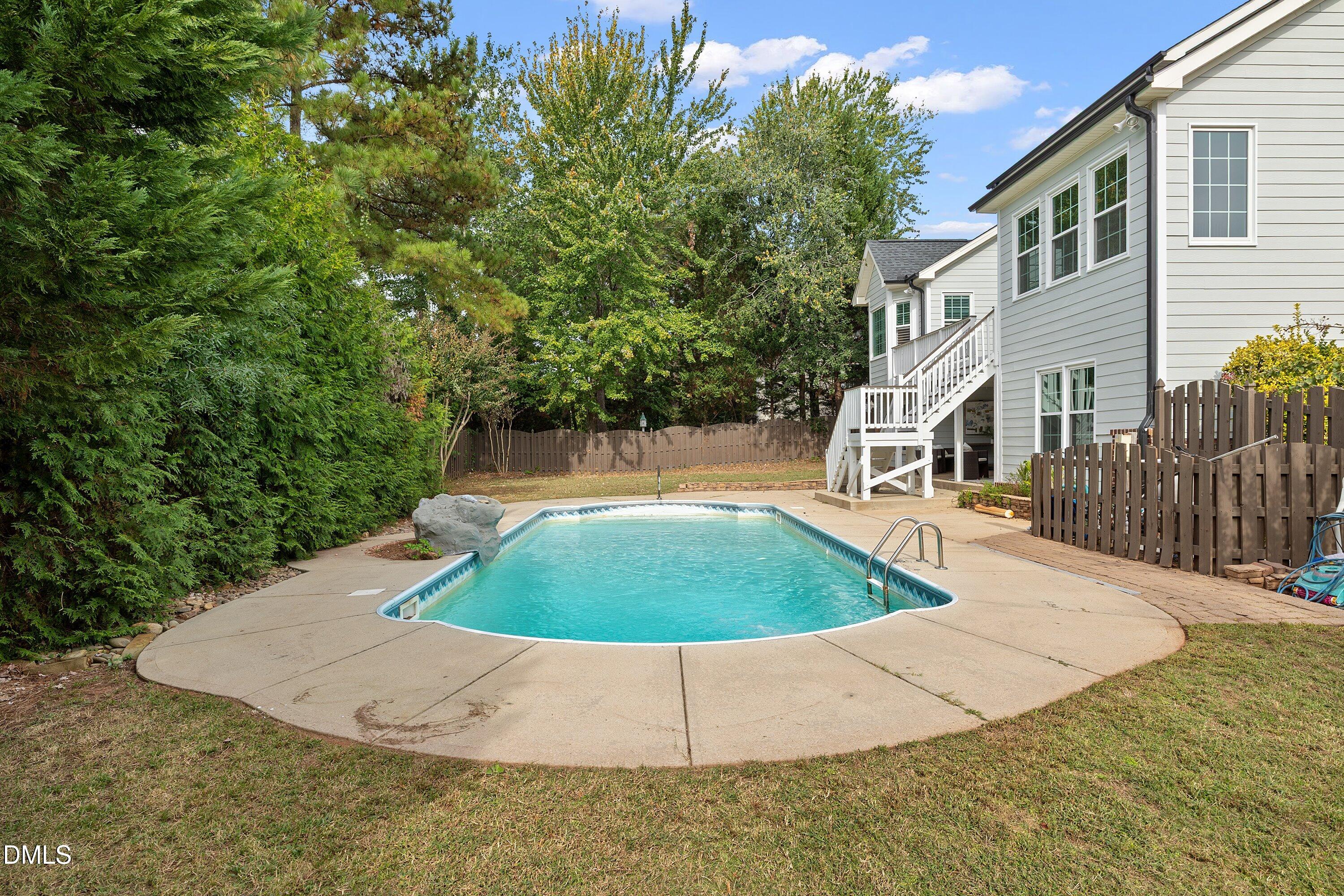 main property photo 58