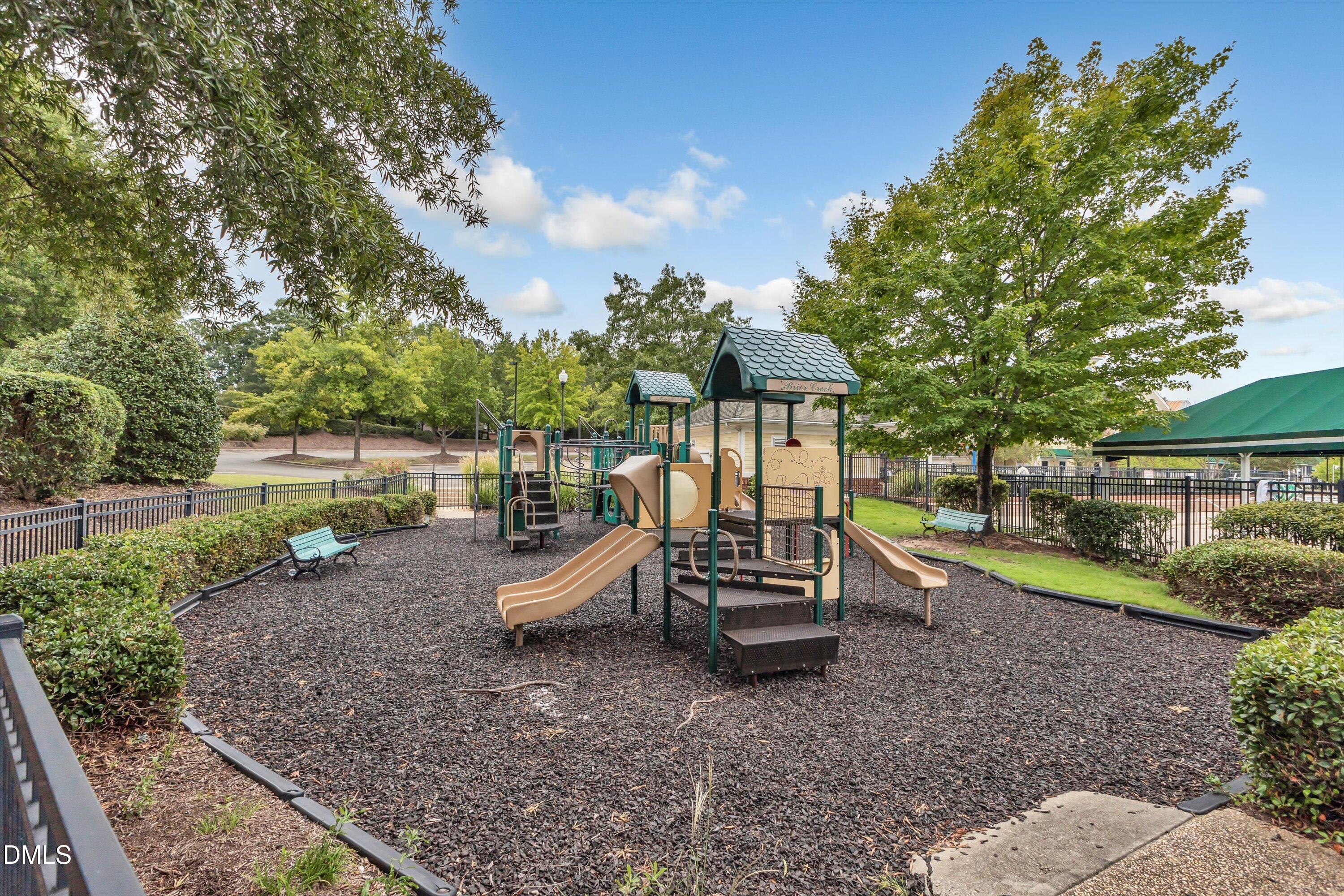 main property photo 80