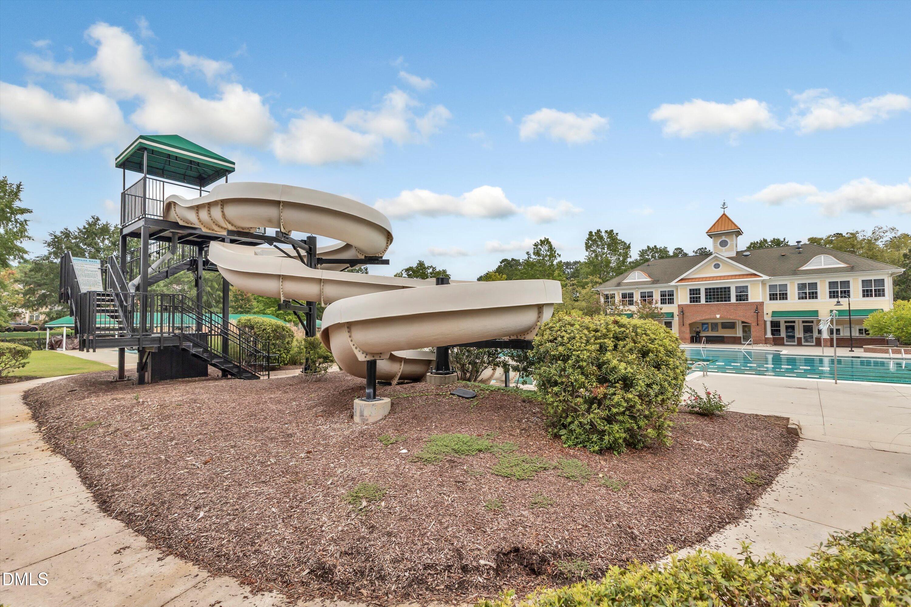 main property photo 82
