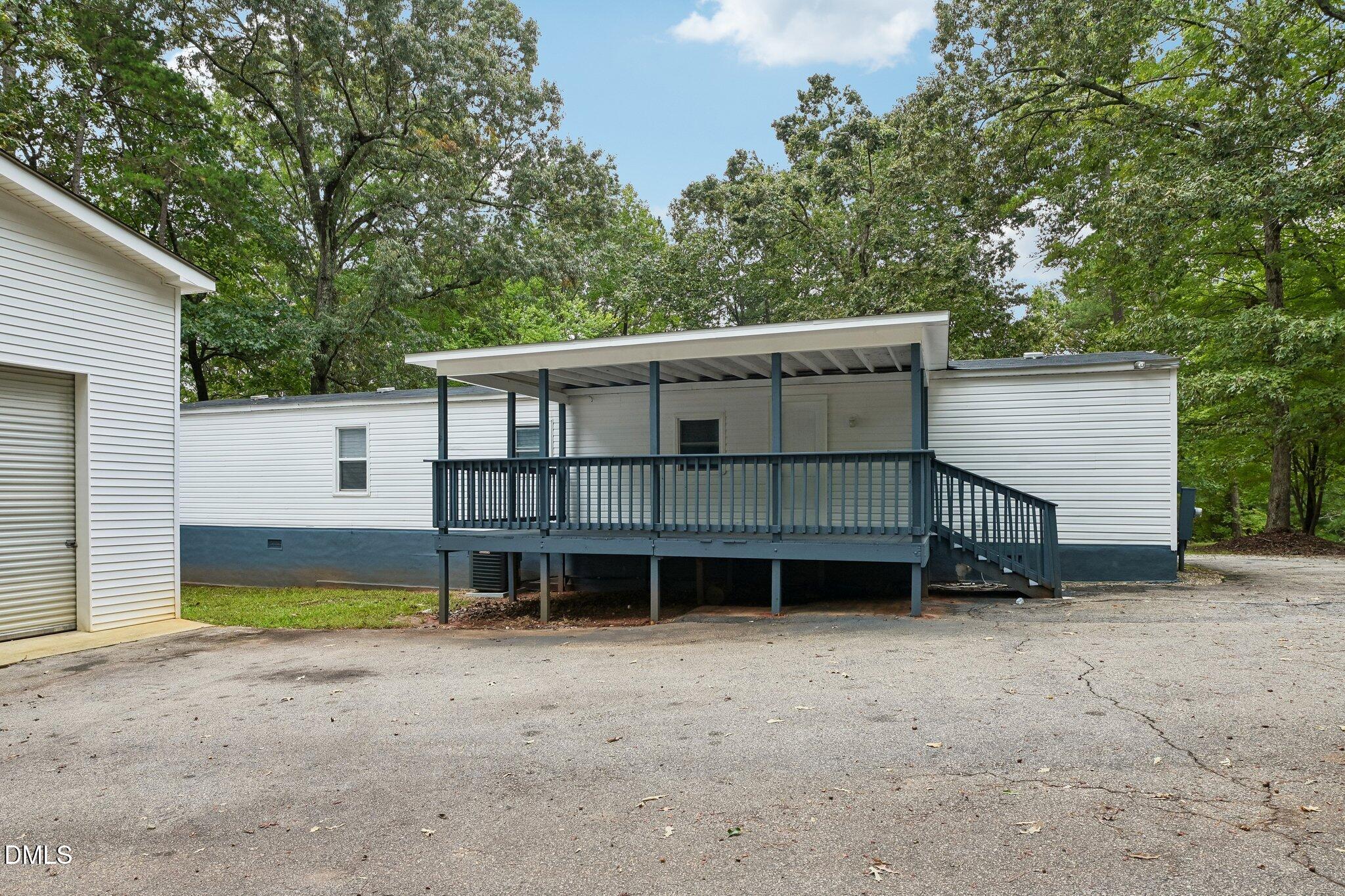 main property photo 23