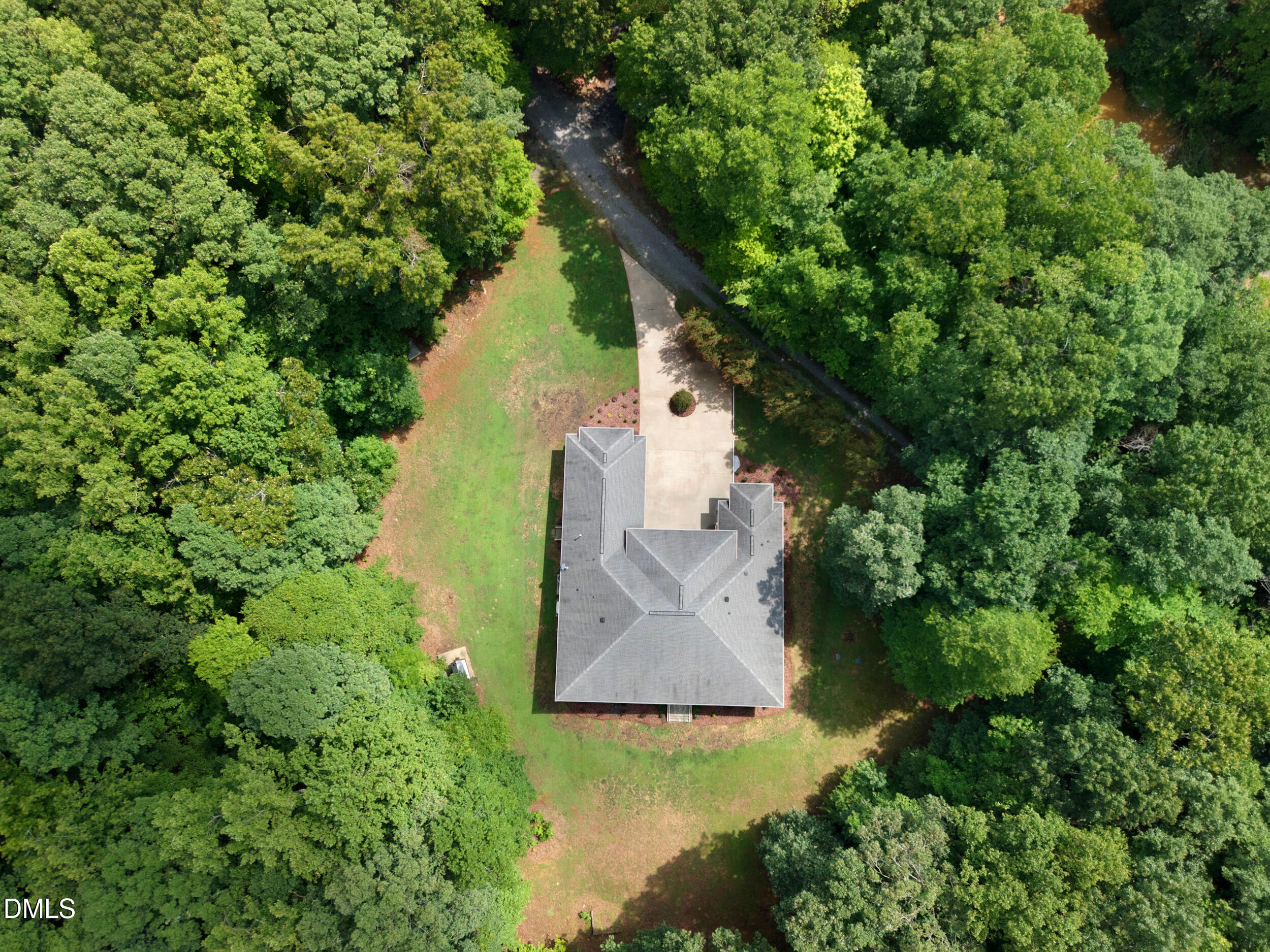 main property photo 44