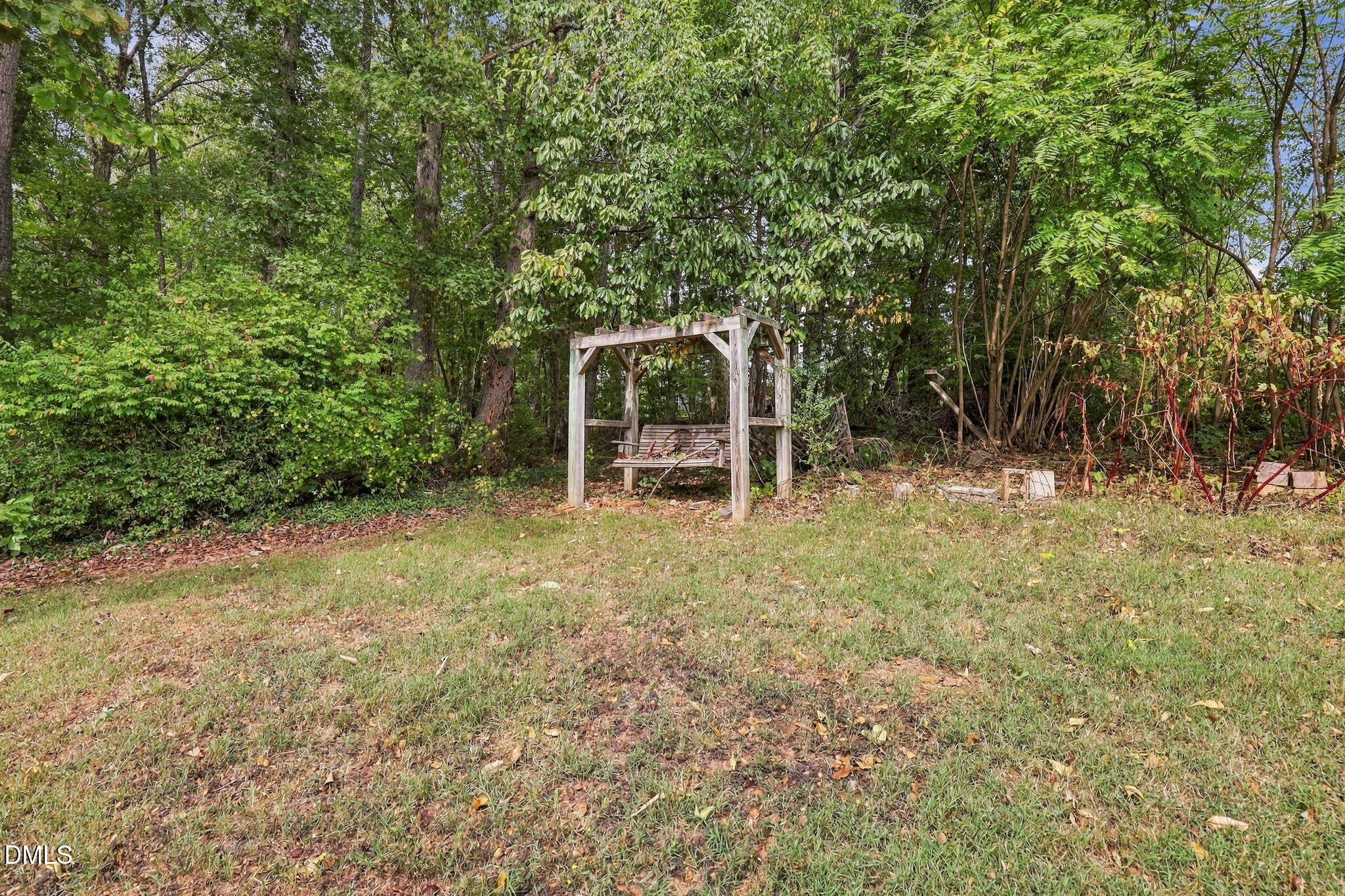 main property photo 33