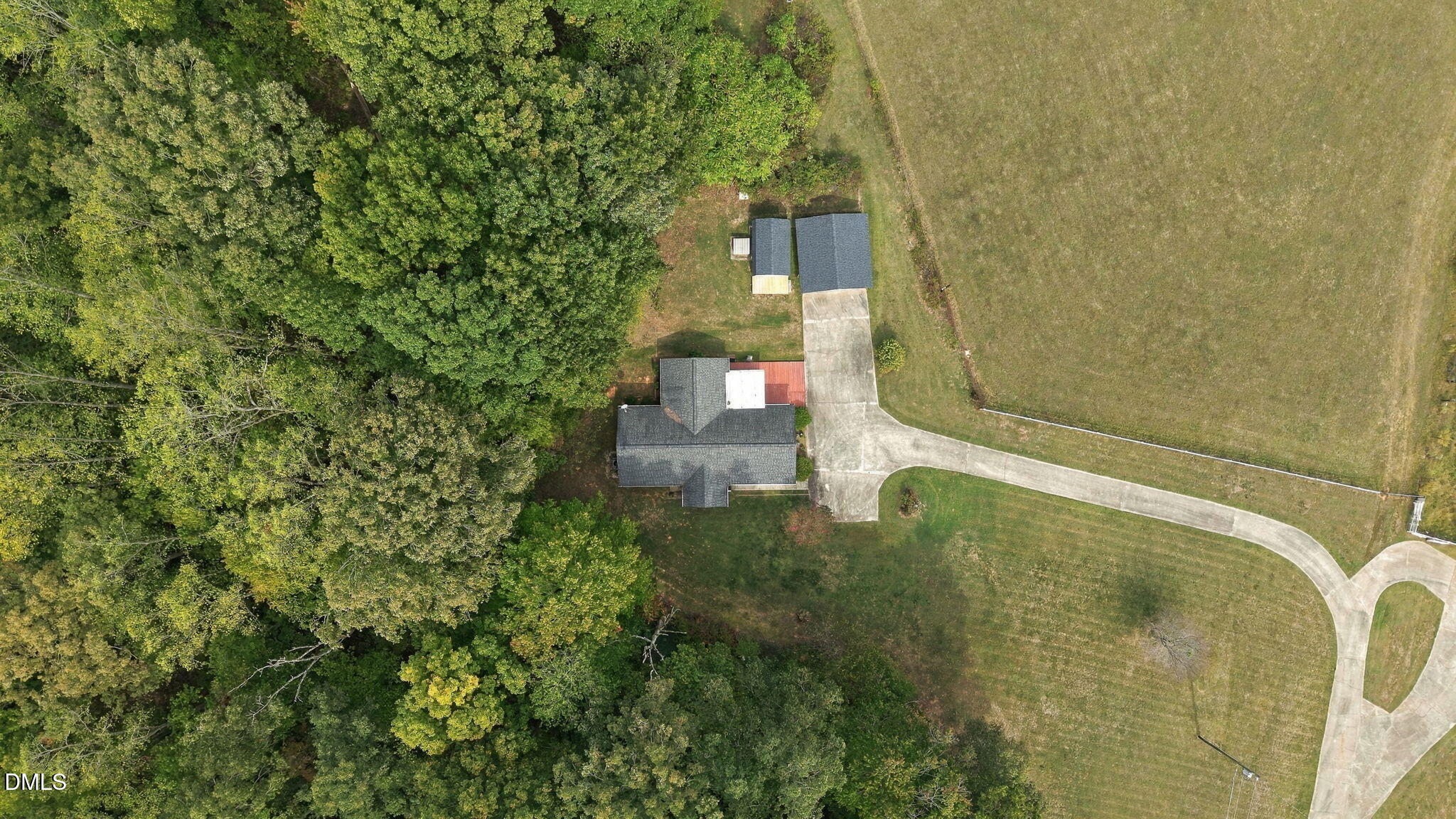 main property photo 45