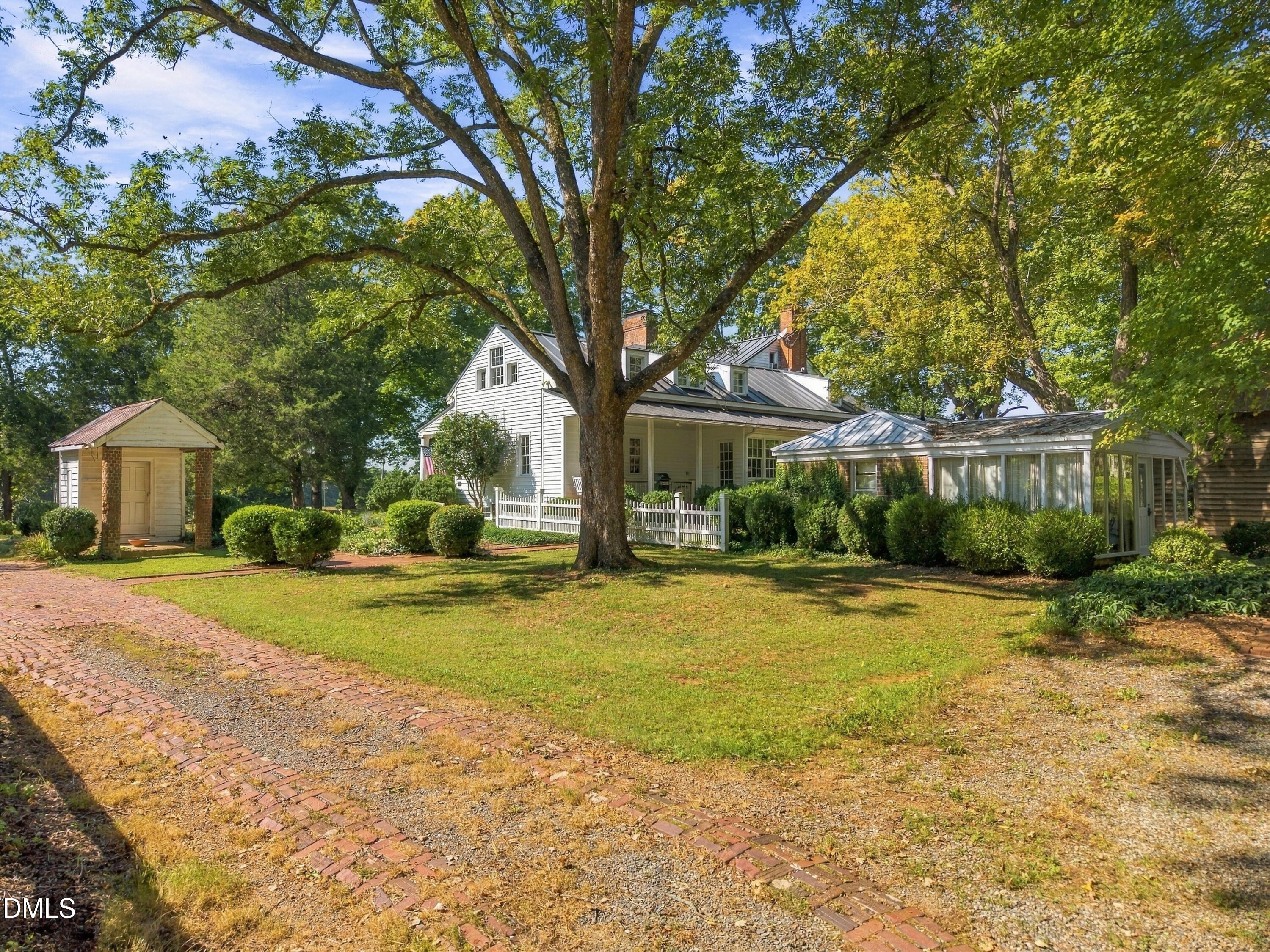 main property photo 50