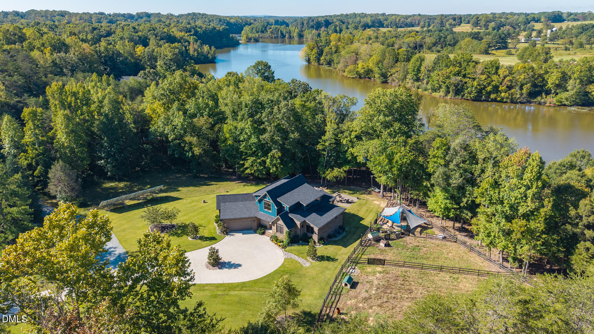main property photo 59