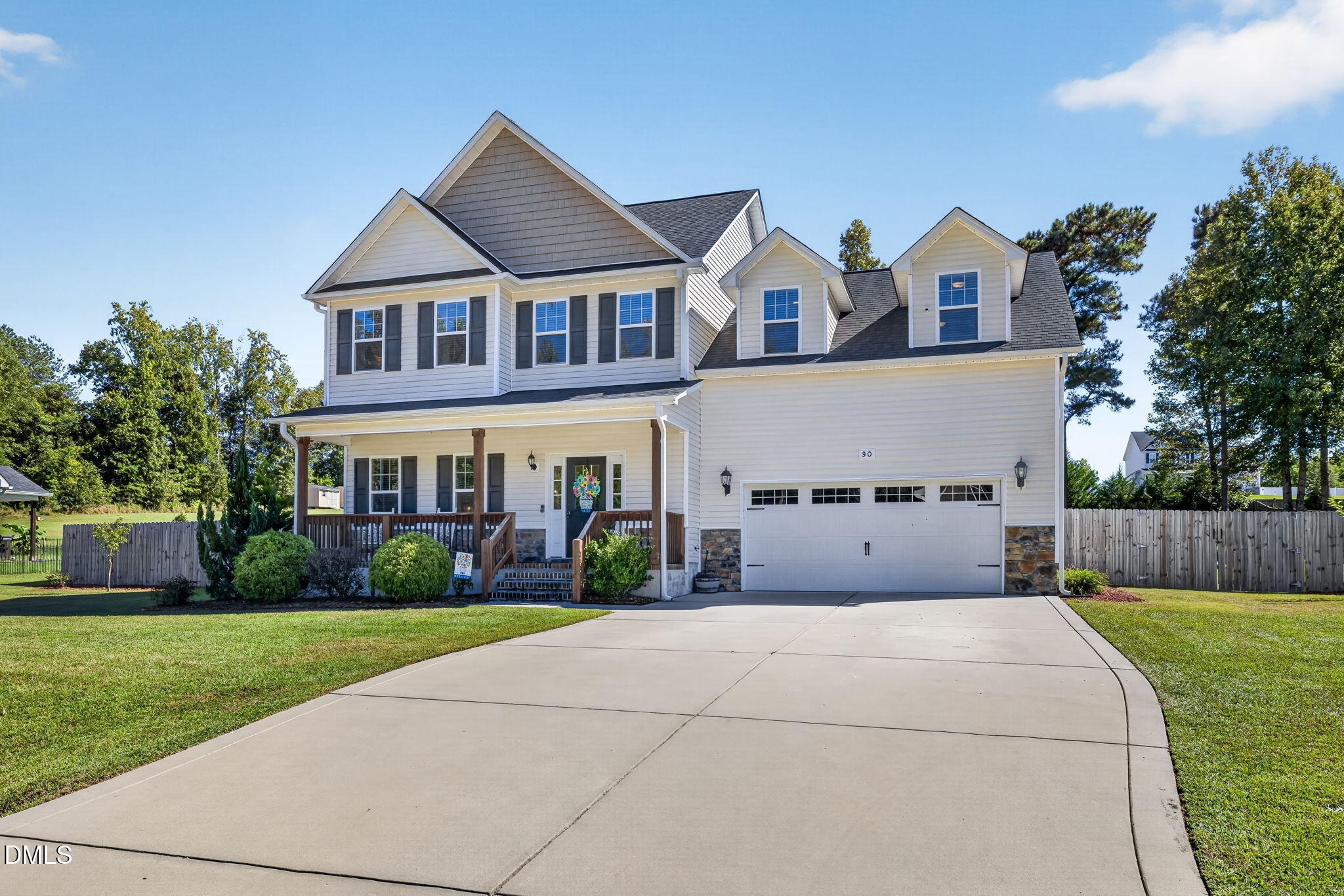 main property photo 3