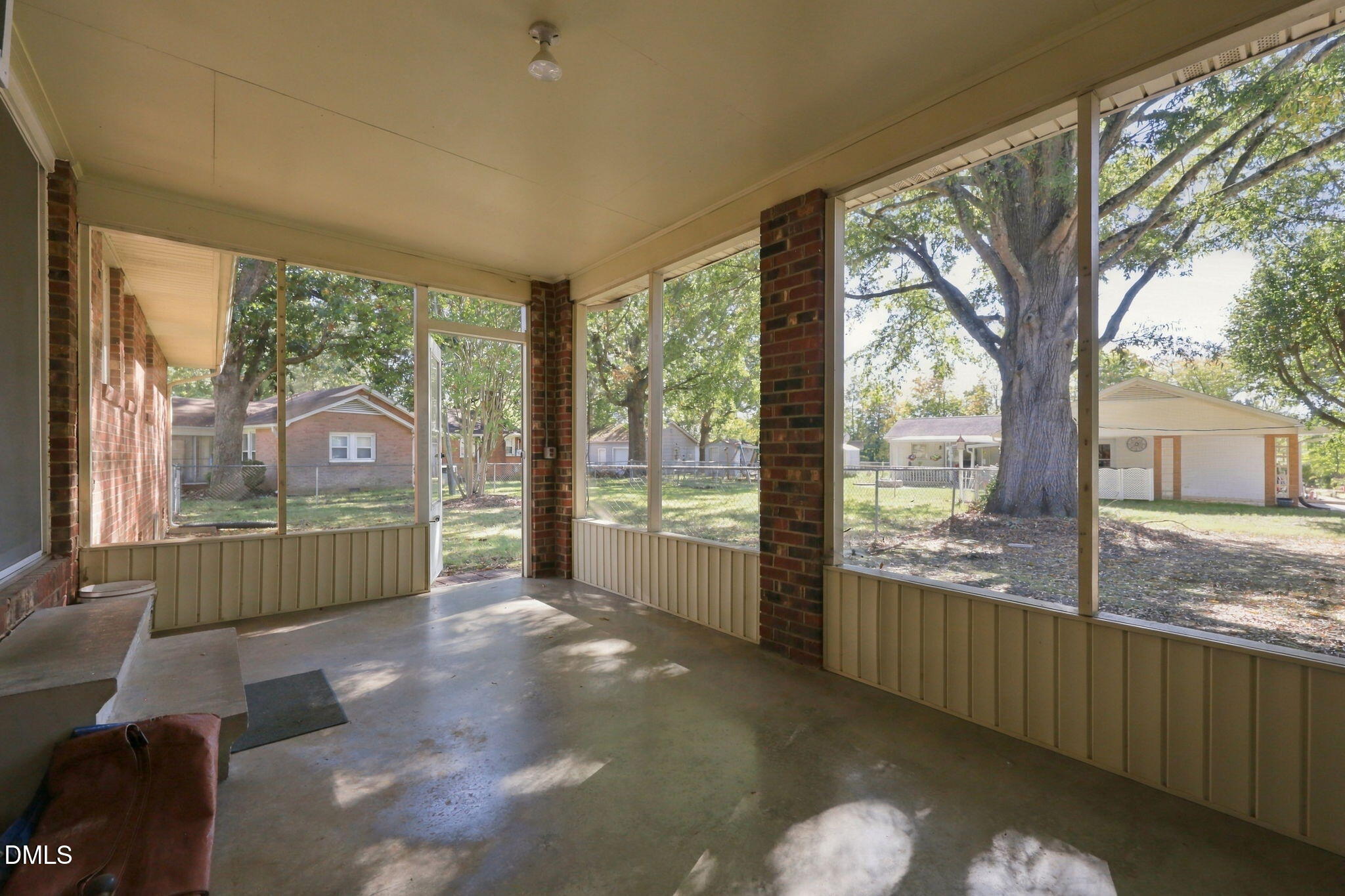 main property photo 36