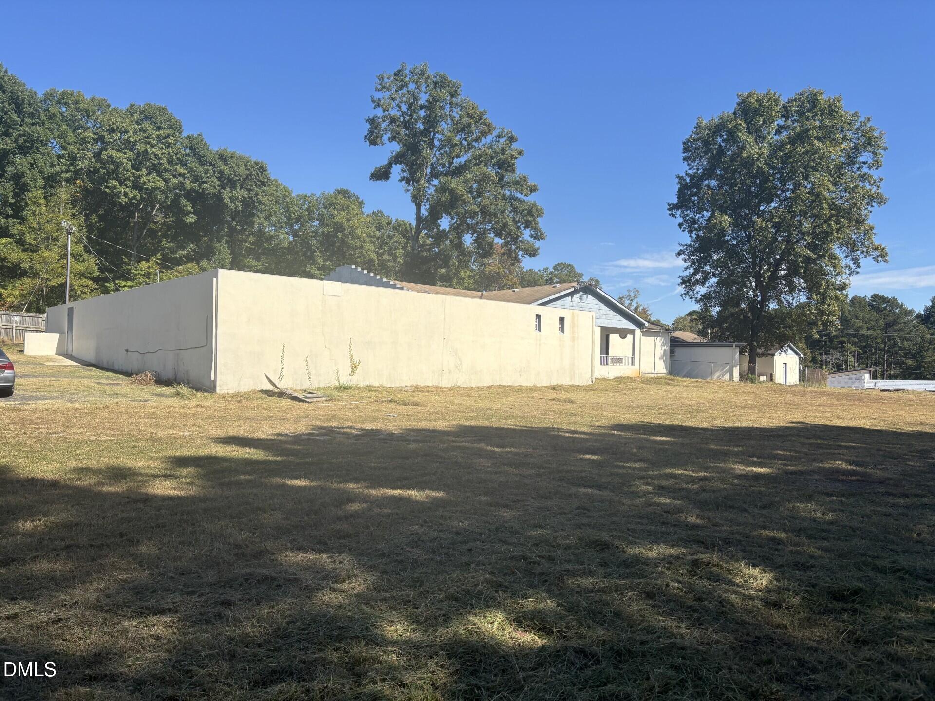 main property photo 4