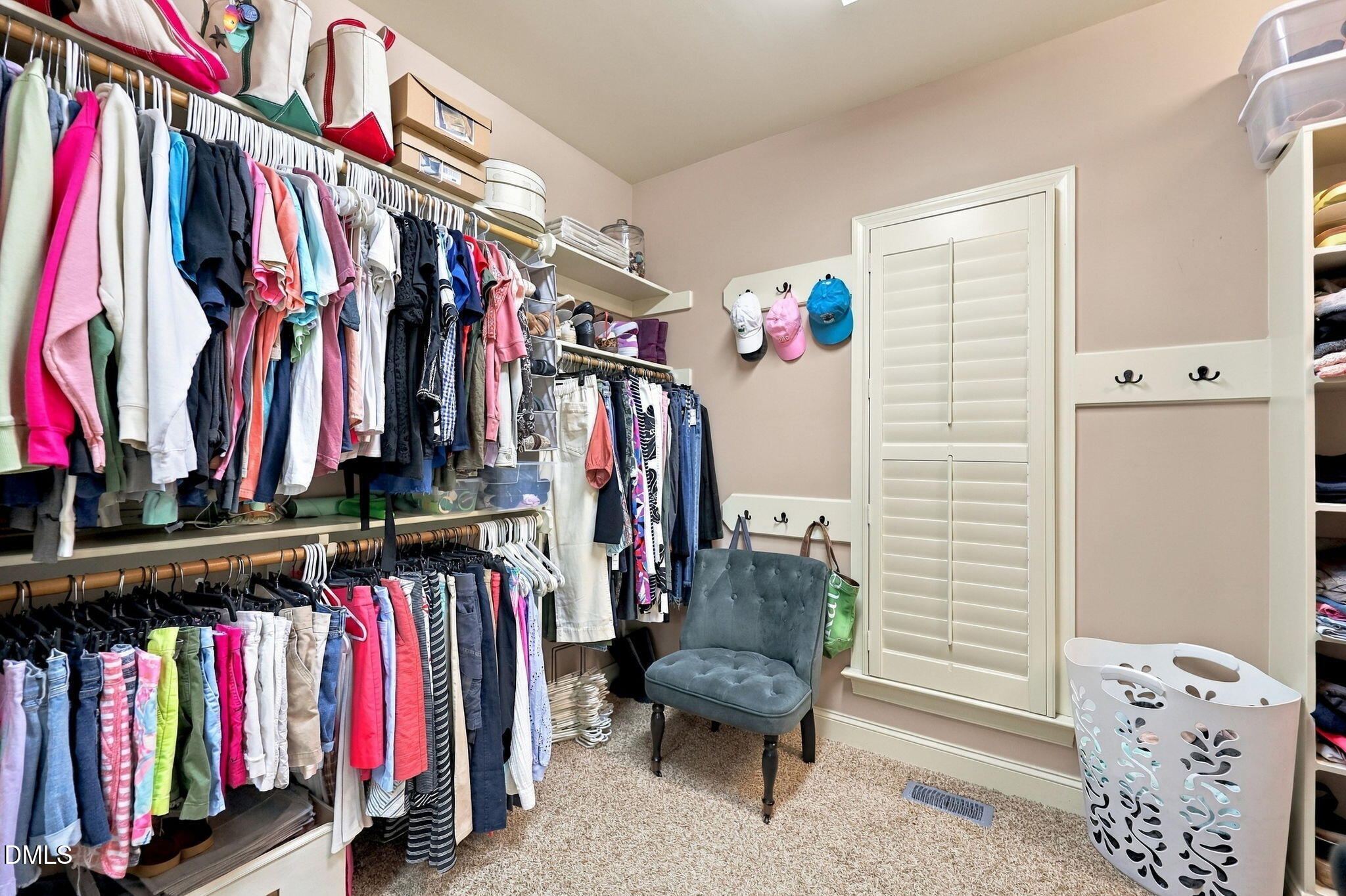 main property photo 33