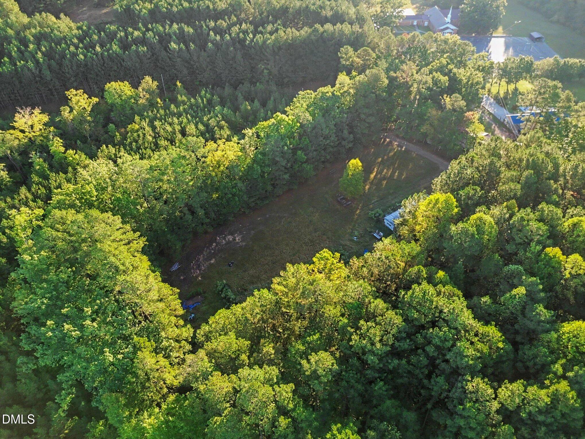 main property photo 3