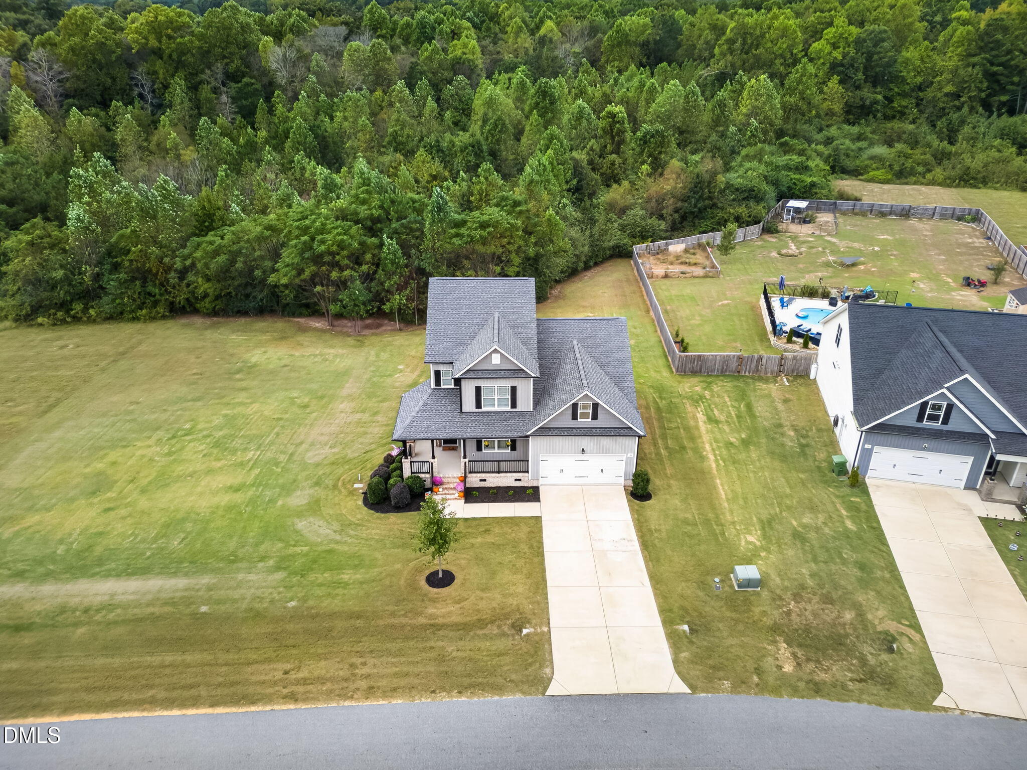 main property photo 48