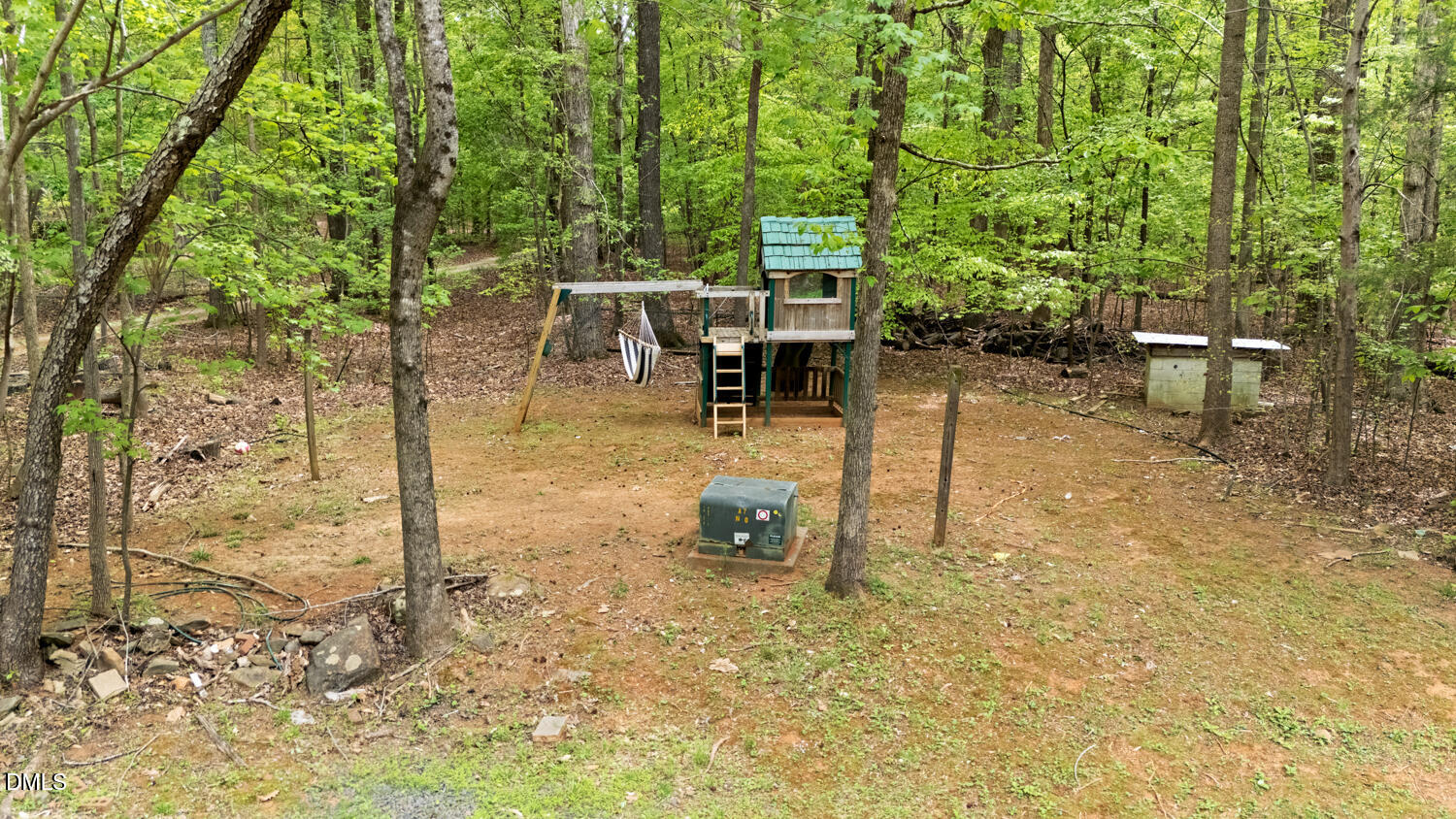 main property photo 29