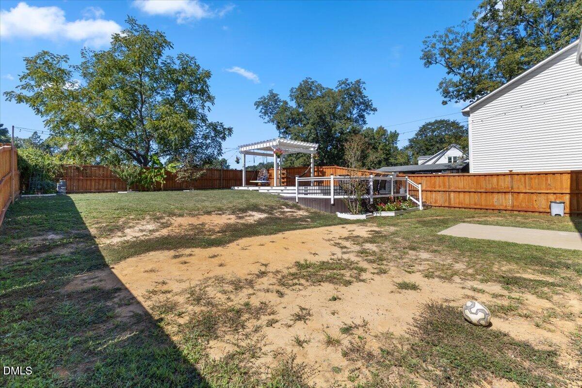 main property photo 49