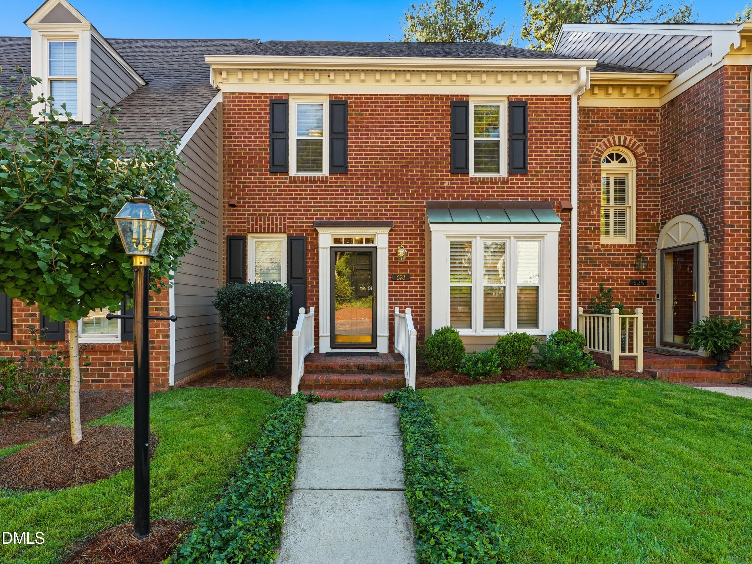 main property photo 0