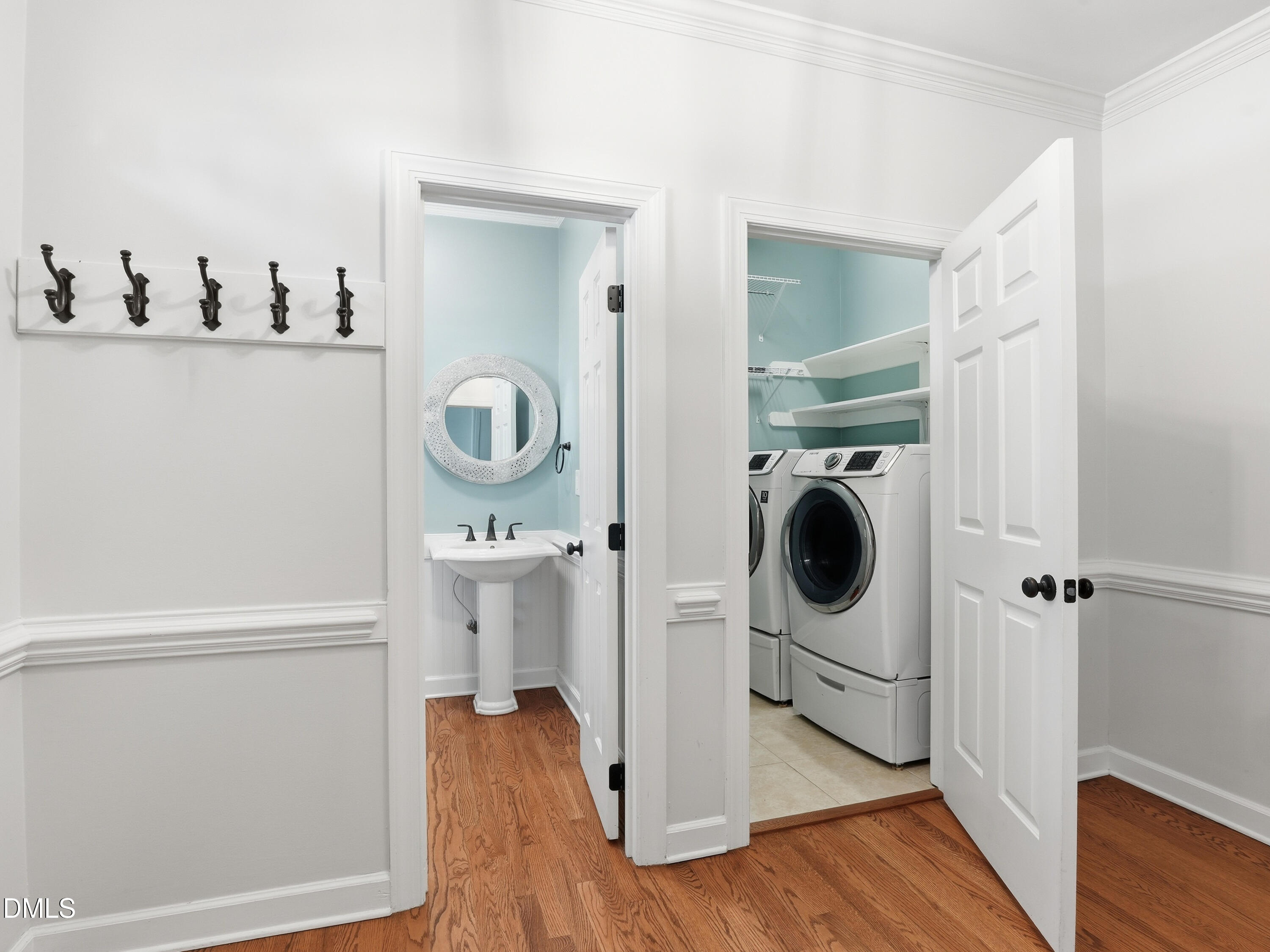 main property photo 7