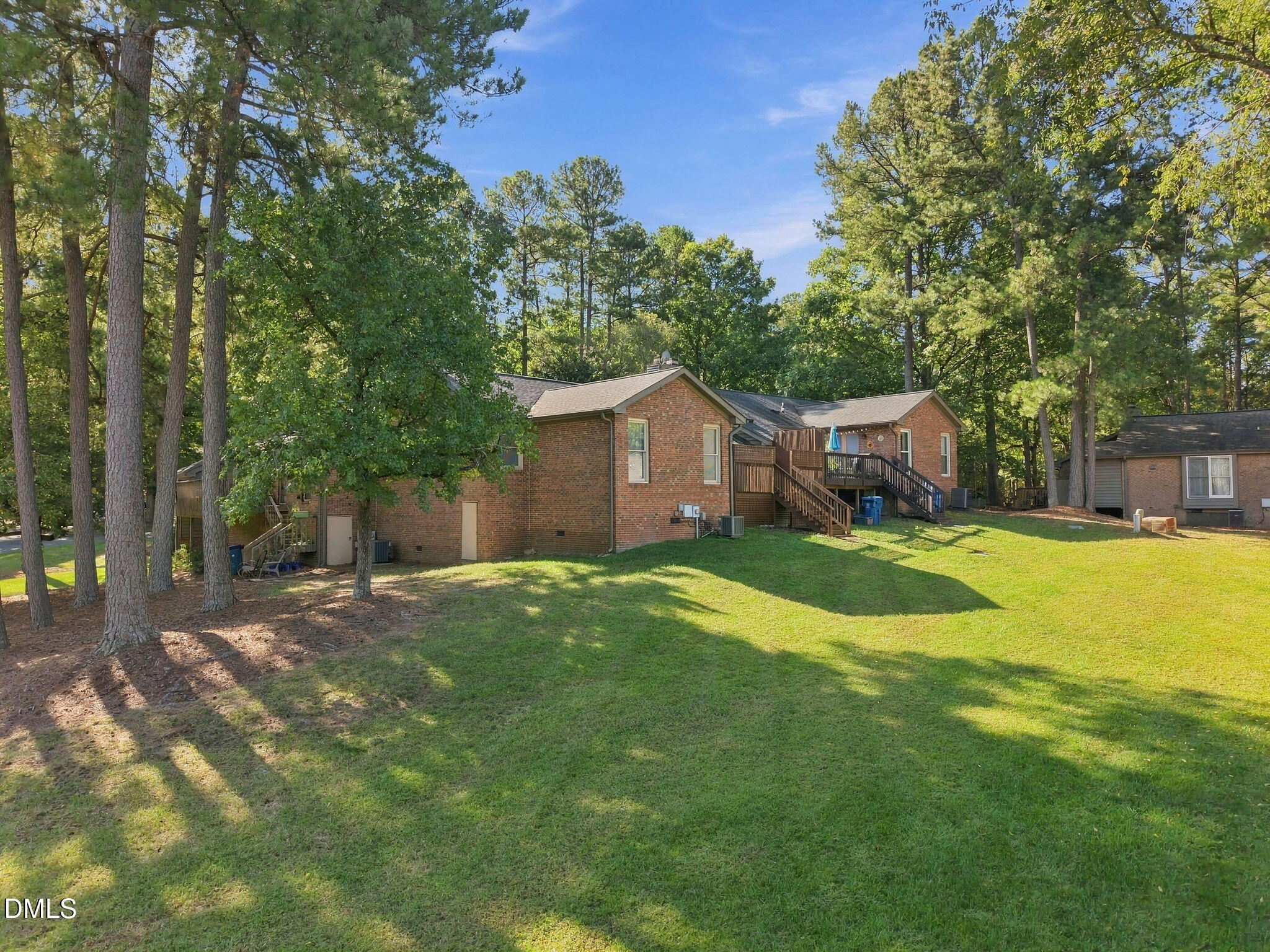 main property photo 45