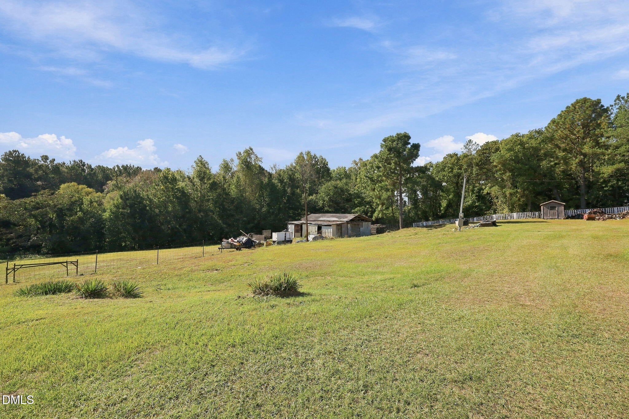 main property photo 41