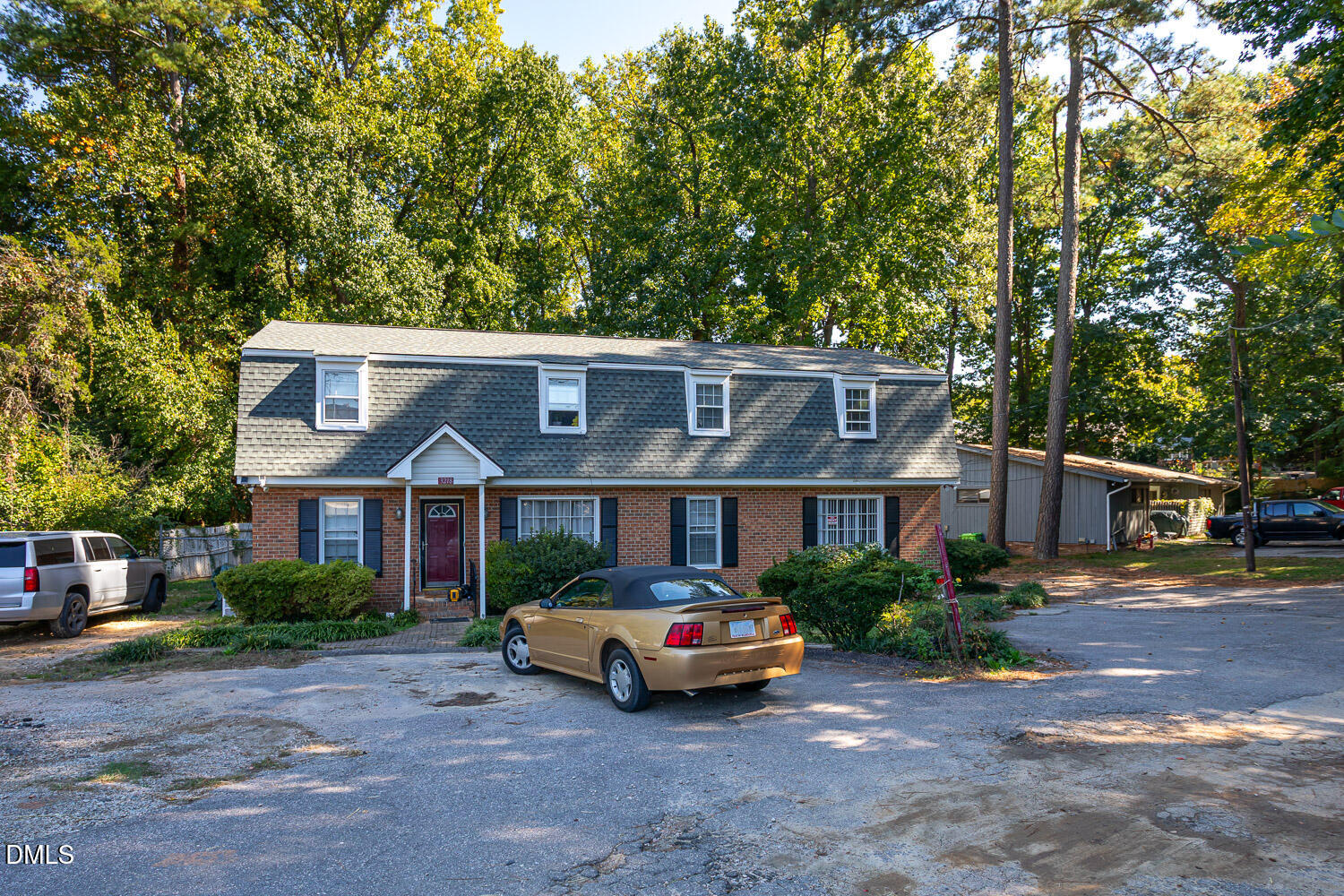main property photo 29