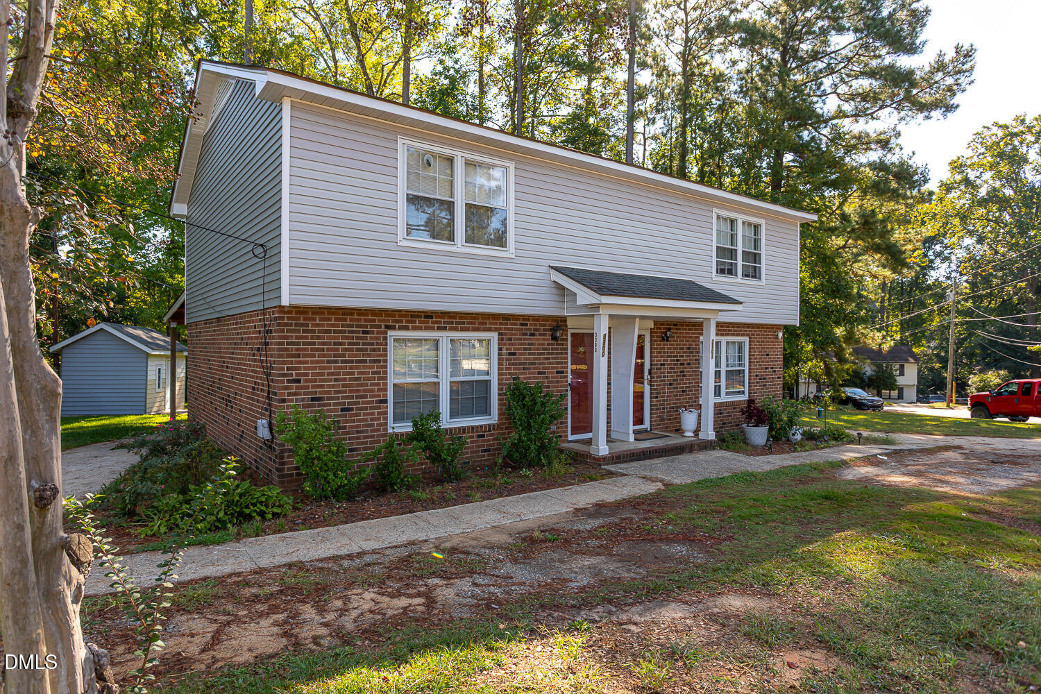 main property photo 3