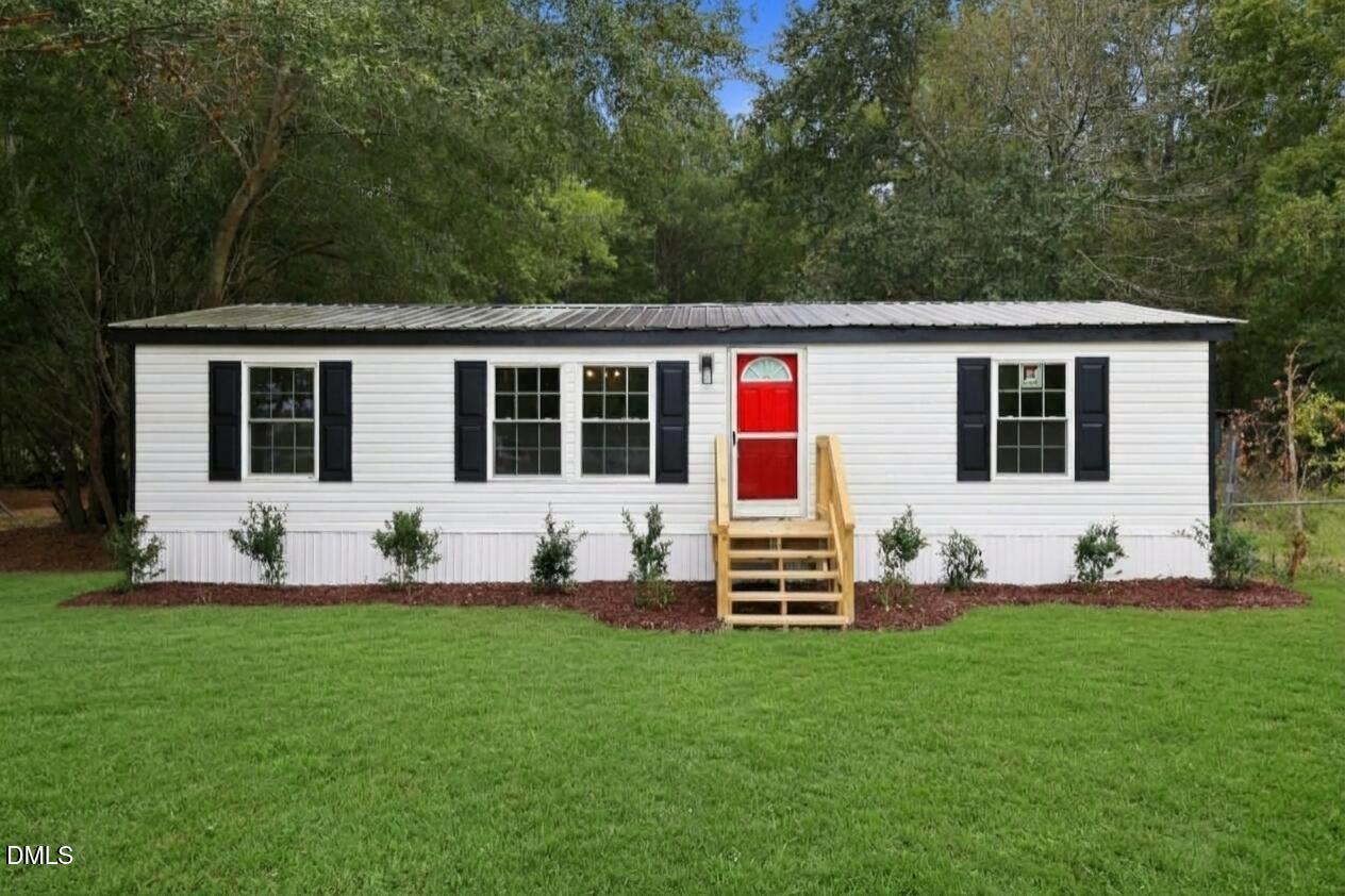 main property photo 0