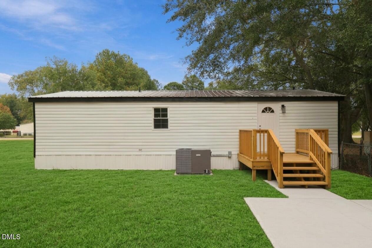 main property photo 21