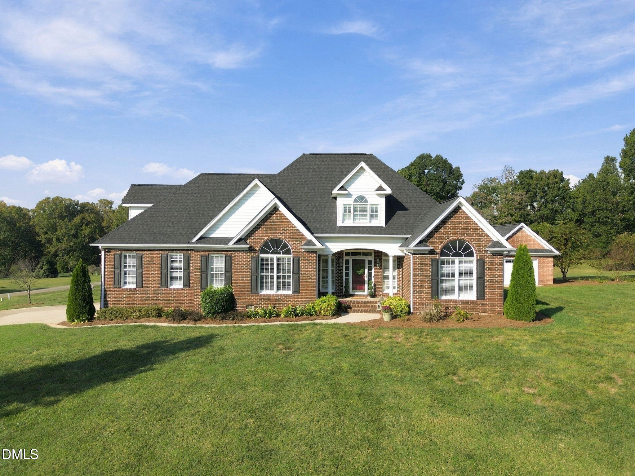 main property photo 0