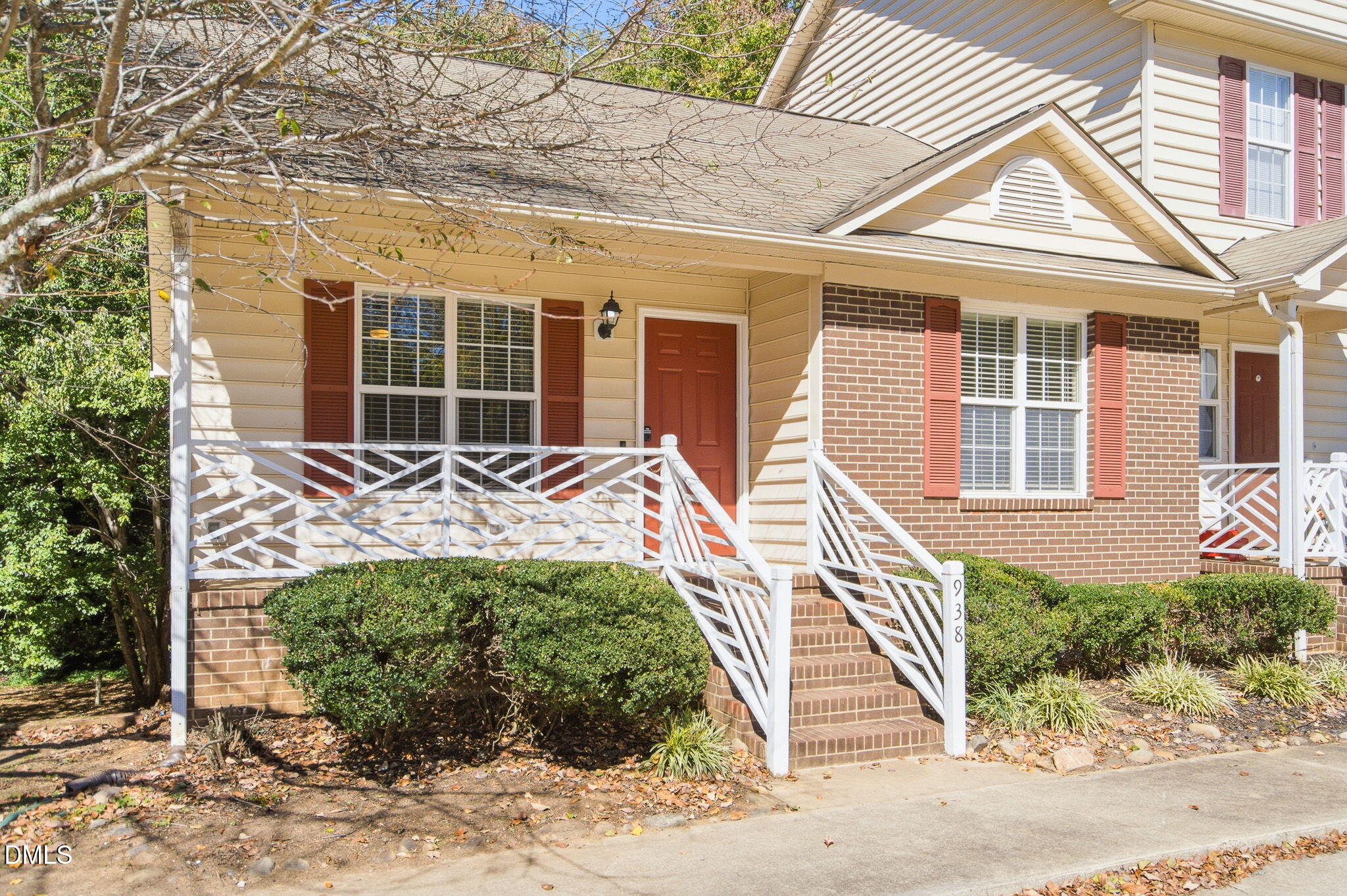main property photo 0