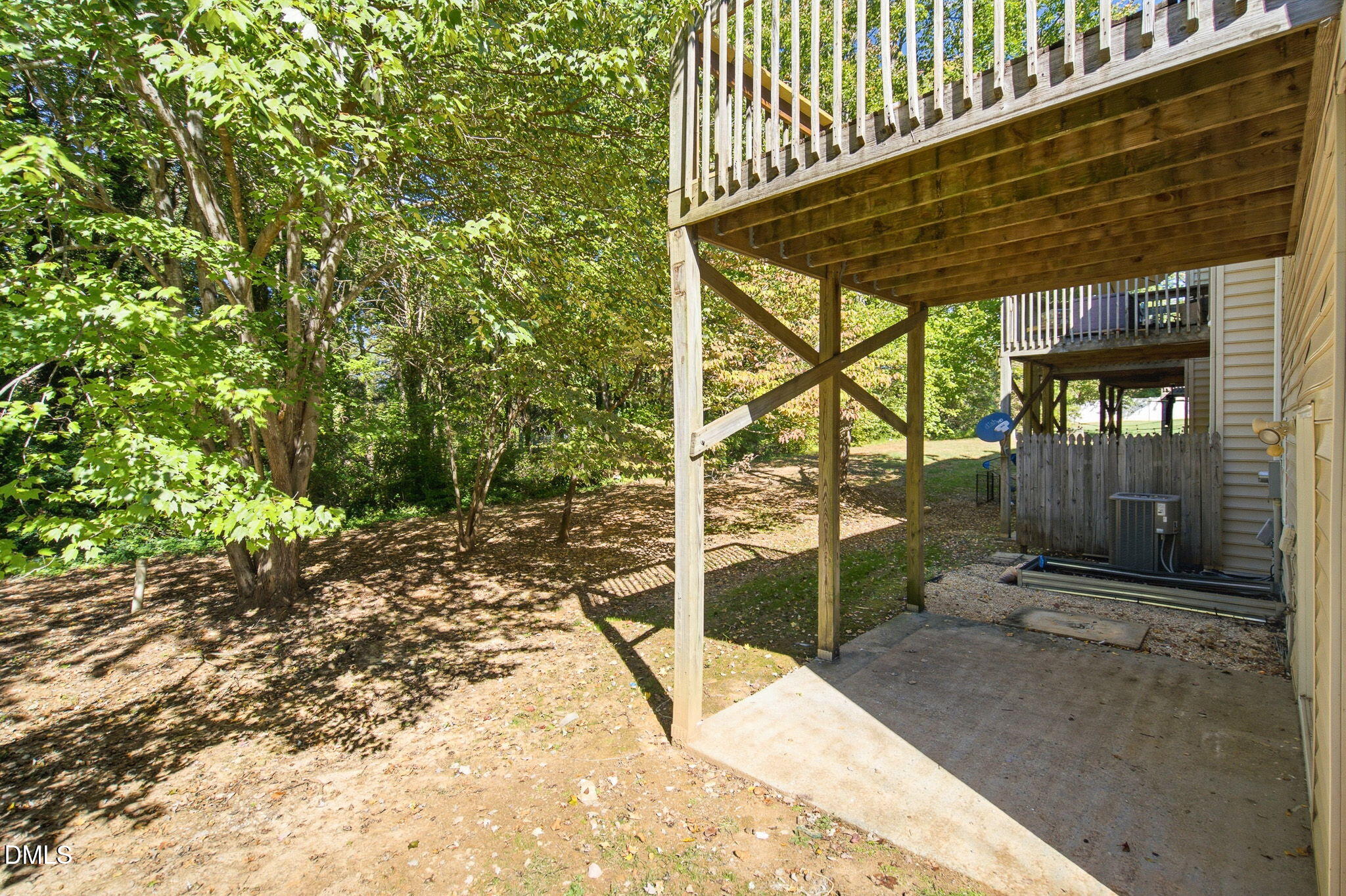 main property photo 26