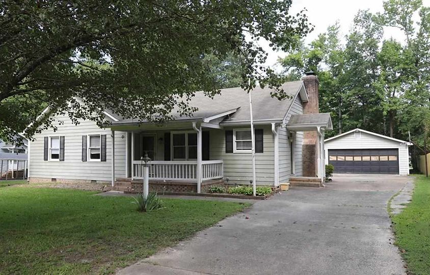 623 N Mineral Springs Rd, Durham, NC 27703