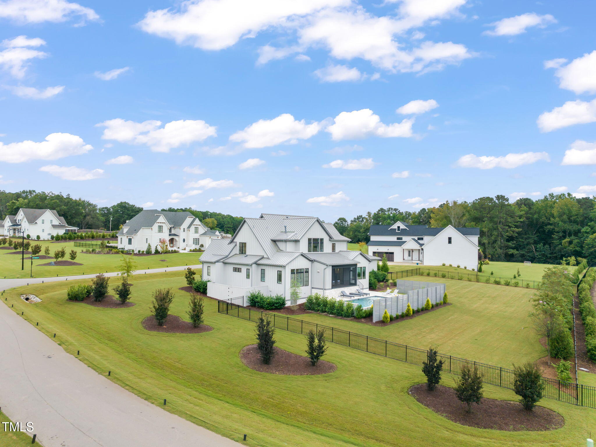 main property photo 77