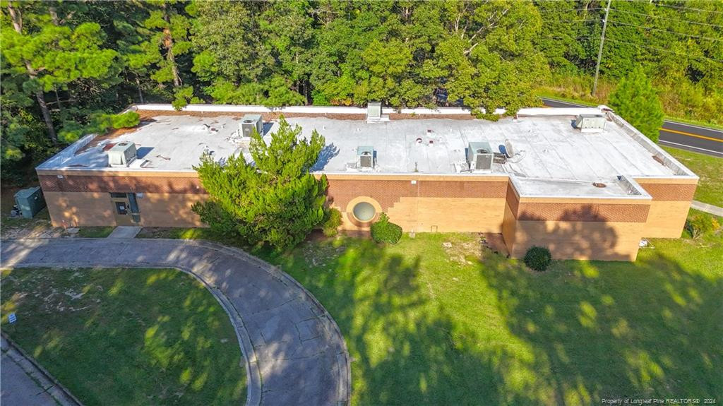 main property photo 41