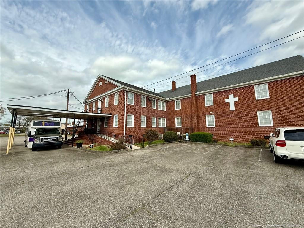 main property photo 17