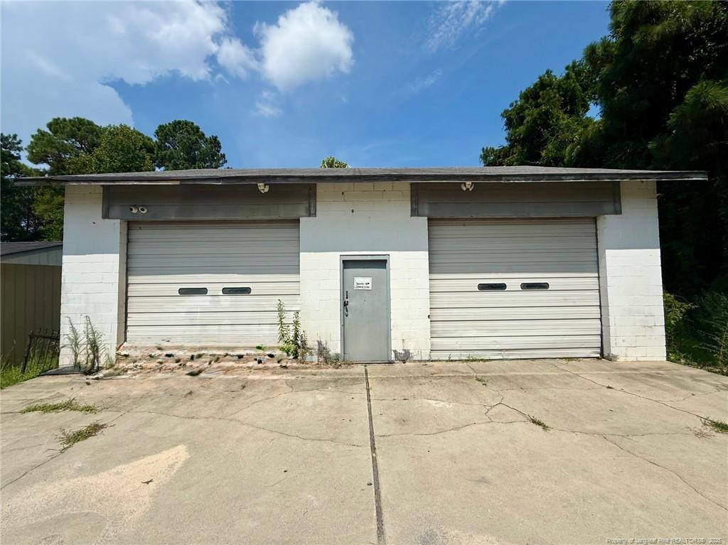 main property photo 12