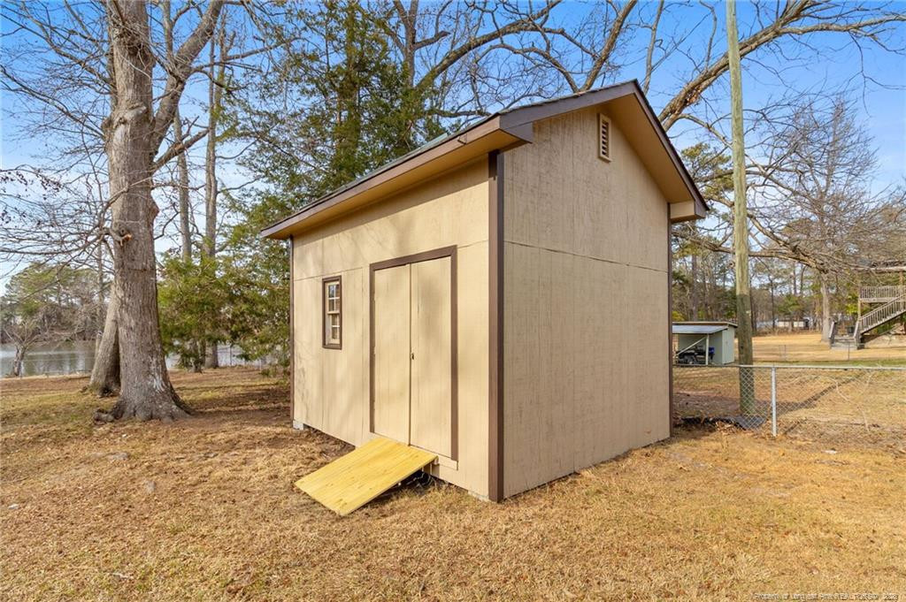main property photo 41