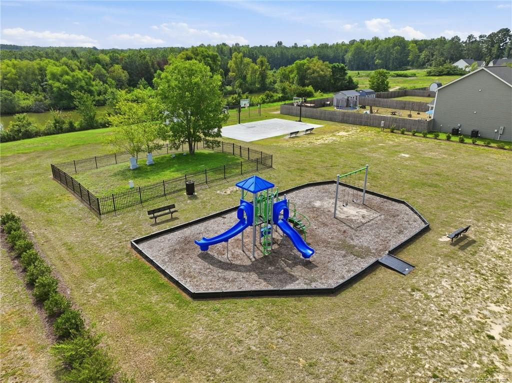 main property photo 45