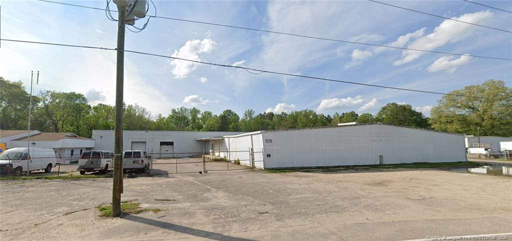 main property photo 3
