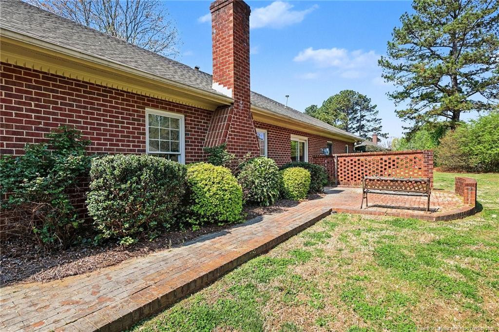 main property photo 39