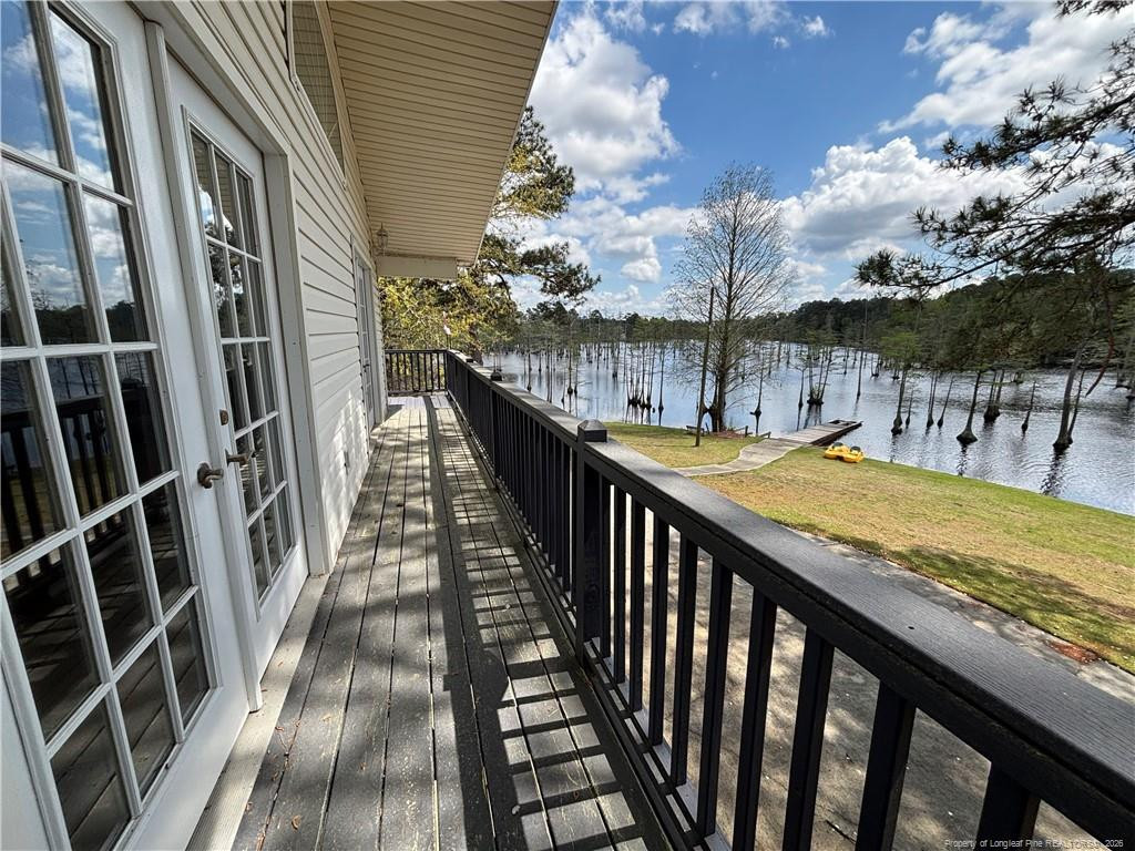 main property photo 28