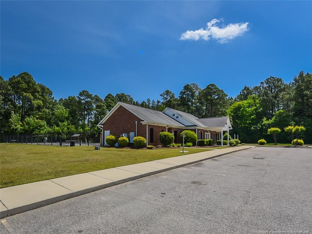 main property photo 25