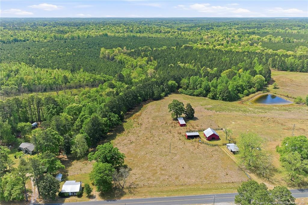 main property photo 28