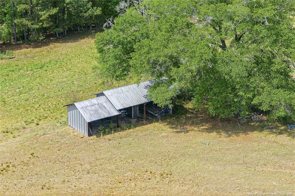main property photo 32