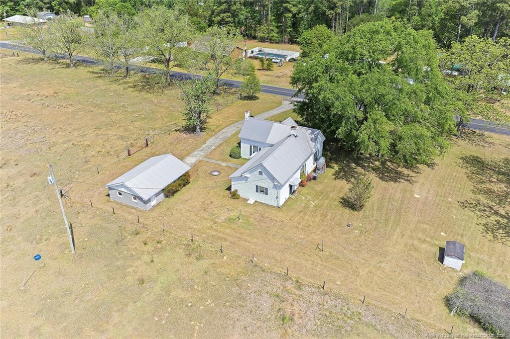 main property photo 41