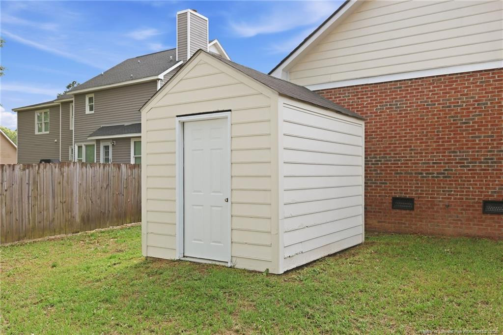 main property photo 45