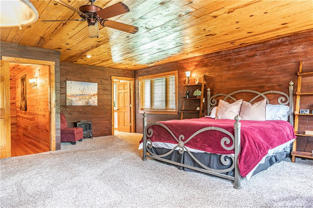main property photo 34