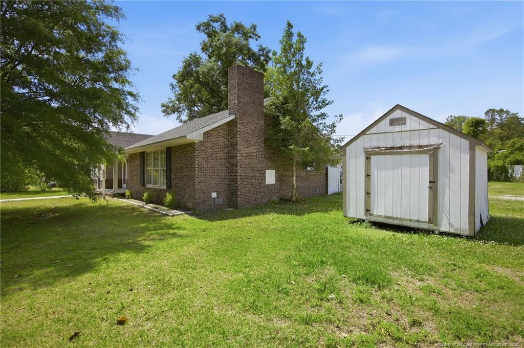 main property photo 40