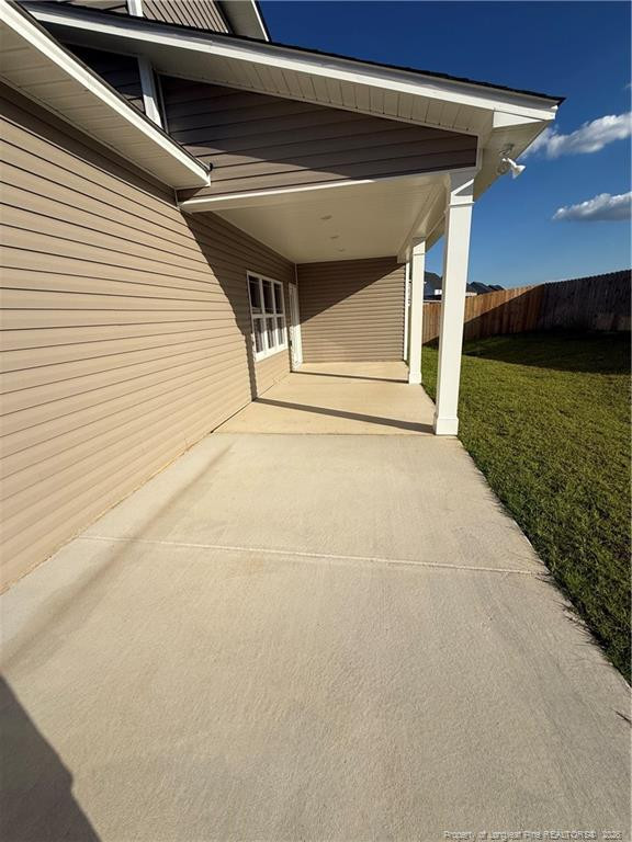 main property photo 32