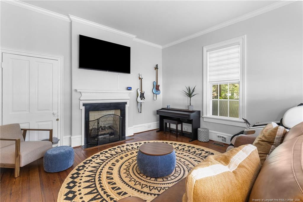main property photo 13