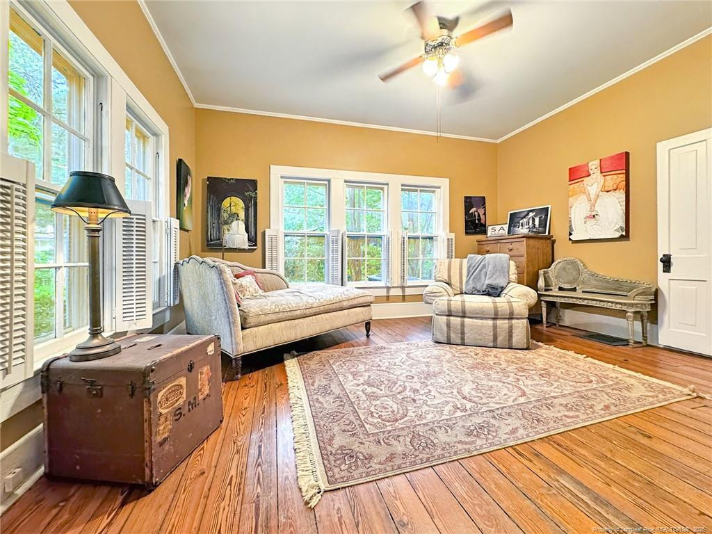 main property photo 35