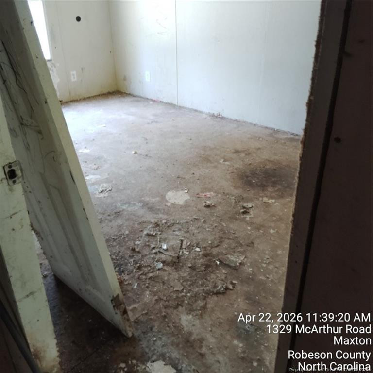 main property photo 5